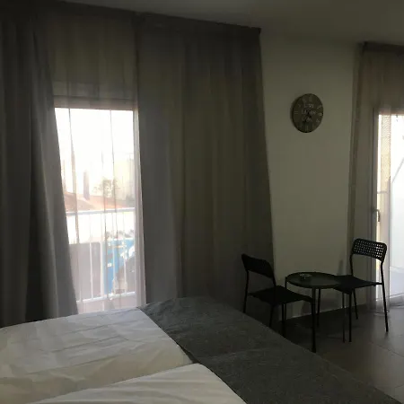 Ellenapa Apts &