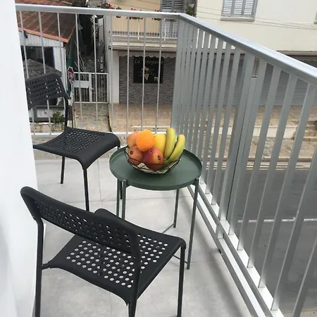 Ellenapa Apts & * Agia Napa