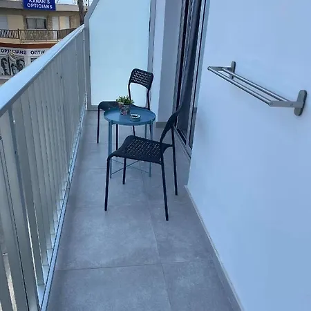 Ellenapa Apts &