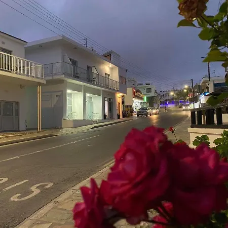 Ellenapa Apts & * Agia Napa