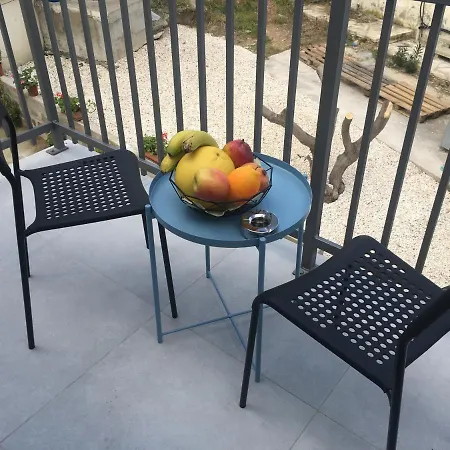 Διαμέρισμα Ellenapa Apts &