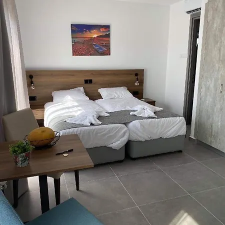 Ellenapa Apts & Lägenhet *