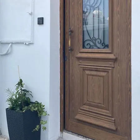 Ellenapa Apts & Lägenhet *
